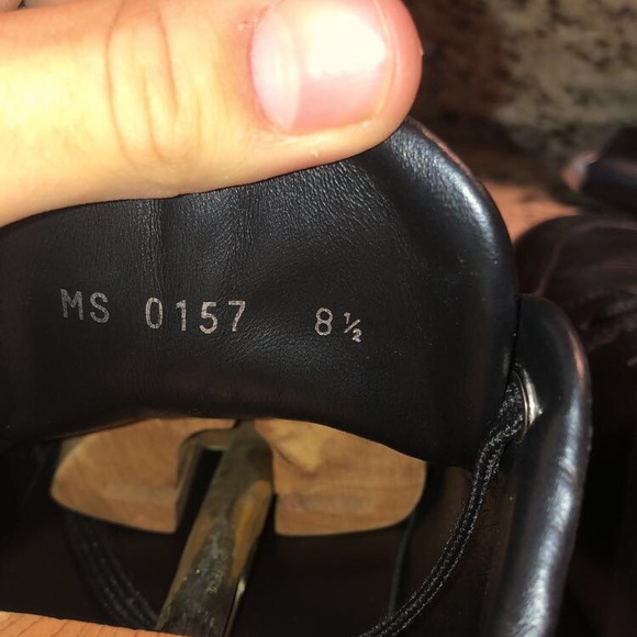 Louis Vuitton line up sneakers - Picture 4 of 4